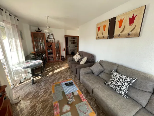 VENTA DE PISO DE 4 habitaciones EN ÁGUILAS - foto 2