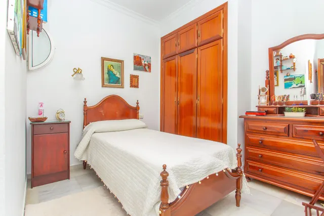 Exclusiva casa con jardín en el centro de El Puerto de Santa María — 25