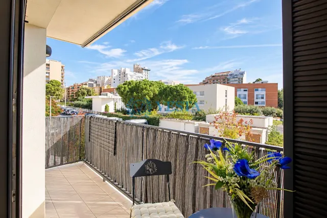 PISO DE 4 habitaciones EN EL CENTRO DE REUS — 7