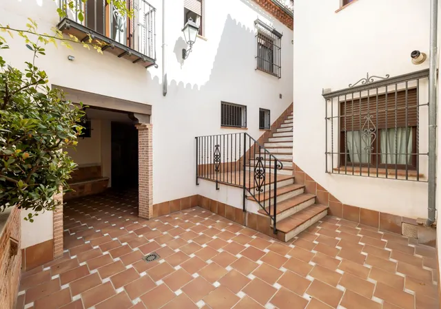 FANTASTICO APARTAMENTO EN EL ALBAICIN CON GARAJE — 27