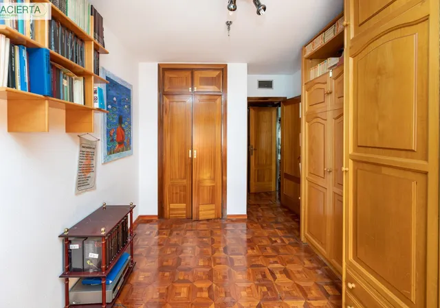 VIVIENDA EN ZONA CENTRO - ALHAMAR, CON PLAZA DE GARAJE Y CALEFACCIÓN — 24