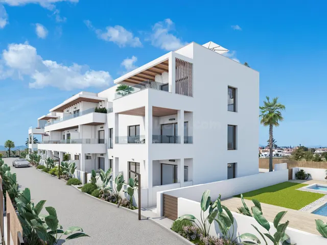 Se vende apartamentos de obra nueva con vistas al golf y al  - foto 4