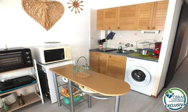 BONITO APARTAMENTO DE 1 HABITACIÓN EN SANTA MARGARITA-ROSES - foto 3