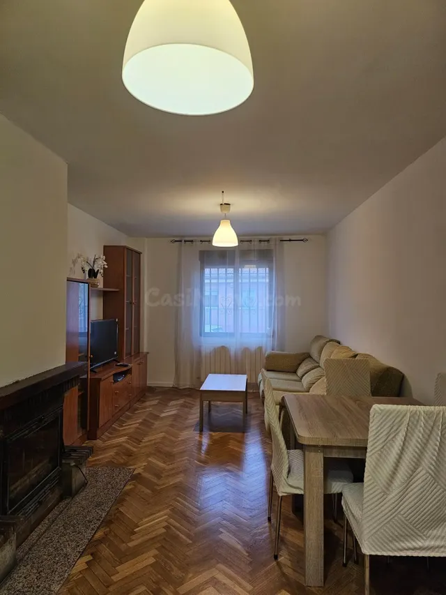 VIVIENDA DE DOS DORMITORIOS EN ALQUILER EN TORRECABALLEROS. - foto 4