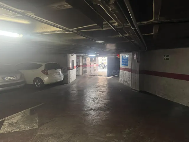 Plaza de Parking en Alquiler en Calle Sevilla - foto 5