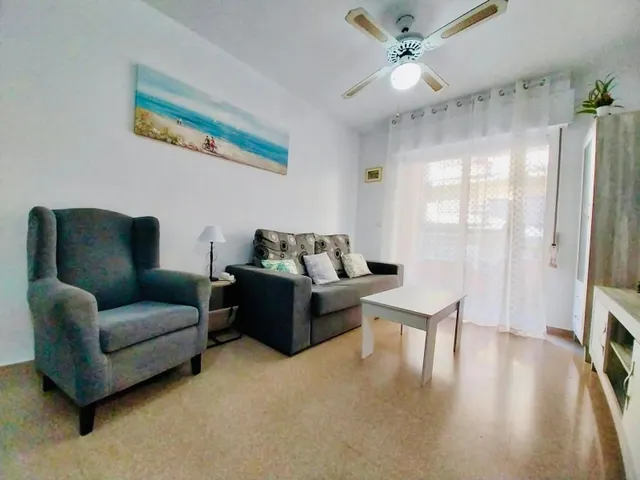 Alquiler de larga estancia en Guardamar en apartamento de 1 habitación. — 3