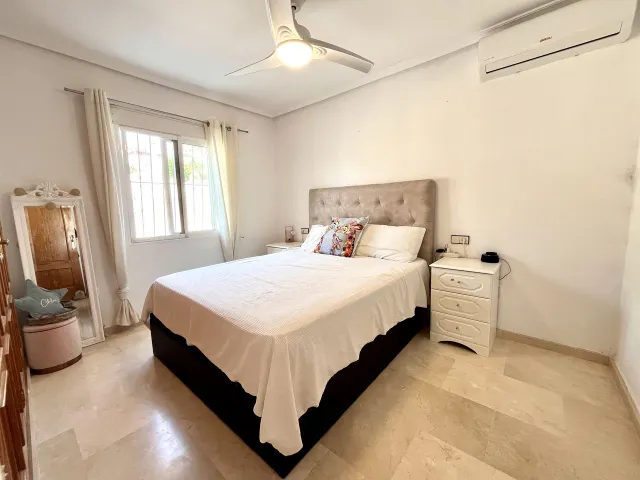 Villa 5 habitaciones 163m² en venta - Pueblo 9 — 12