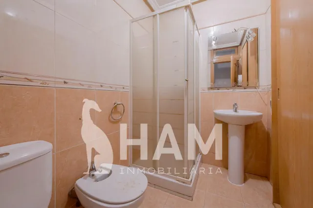 Piso 6 habitaciones 151m² en venta - San Nicasio — 22