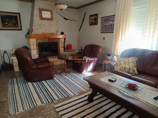 SE VENDE CHALET ZONA LA HOYA — 4
