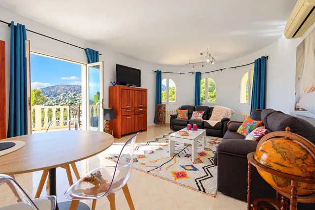 Villa con piscina, orientación sur y vistas al mar y montaña en Calpe — 25