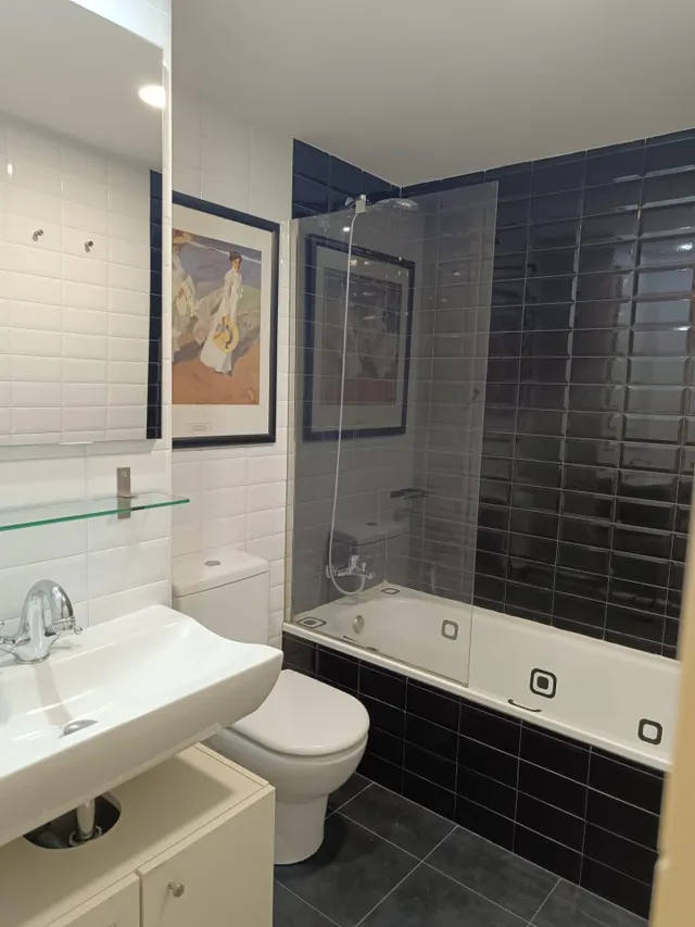 Exterior de 3 dormitorios 2 baños mas aseo de cortesia, para entrar a vivir, buena finca, portero fisico y de fin de semana, zonas comunes ajardinadas y deportivas, excelente zona y muy bien comun — 33