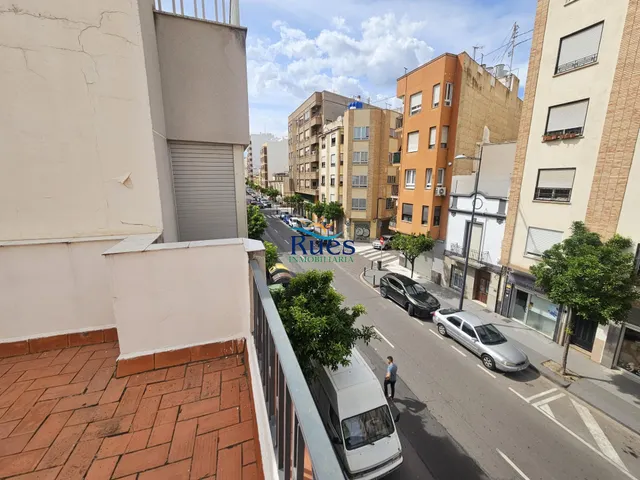 CASA EN BUEN ESTADO CENTRICA, EN CASTELLON DE LA PLANA — 28