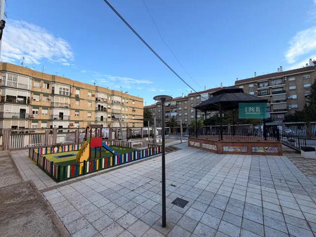 Piso reformado en pleno centro de San Juan de Aznalfarache, con terraza — 7