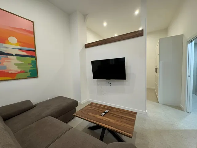 Estudio en el centro de denia en alquiler anual, con posibilidad de añadir un segundo dormitorio (pregunte las opciones) — 11