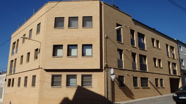 PLAÇA DE PÀRQUING DE LLOGUER A ODENA - BARRI DE SANT PERE