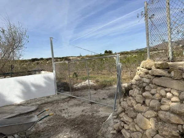Parcela de terreno cercano al casco urbano — 5