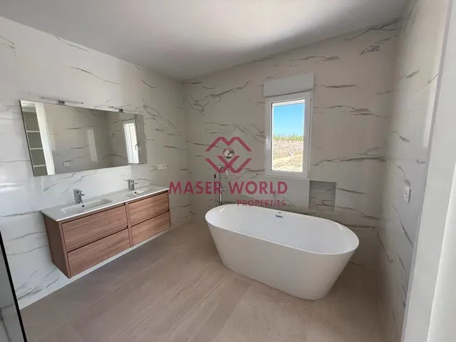 Villas de Obra Nueva en Pinoso en parcelas rústicas — 9