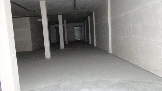 LOCAL EN VENTA EN PETRER — 20