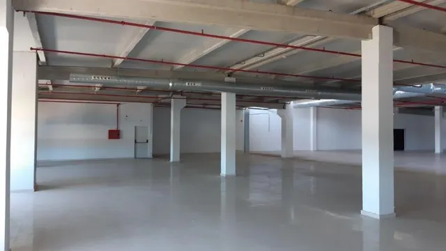 NAVE EN VENTA EN EL PTL VALLADARES (VIGO) — 12