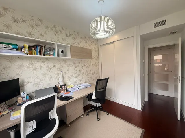Vivienda en venta, situada en una de las zonas más exclusivas de Pozuelo de Alarcón, concretamente en Prado de Somosaguas. — 20