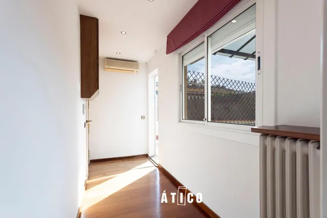 Ático con terraza privada en L'Antiga Esquerra de l'Eixample de Barcelona — 8
