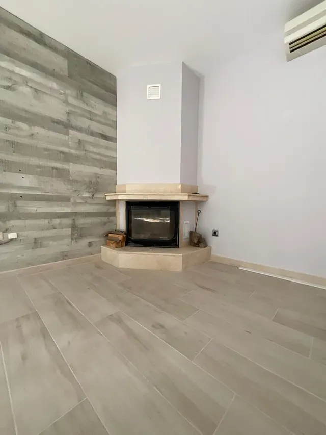 Bonita casa en Venta en la Ur. Campo Alegre de Alcalá de Guadaira. — 17