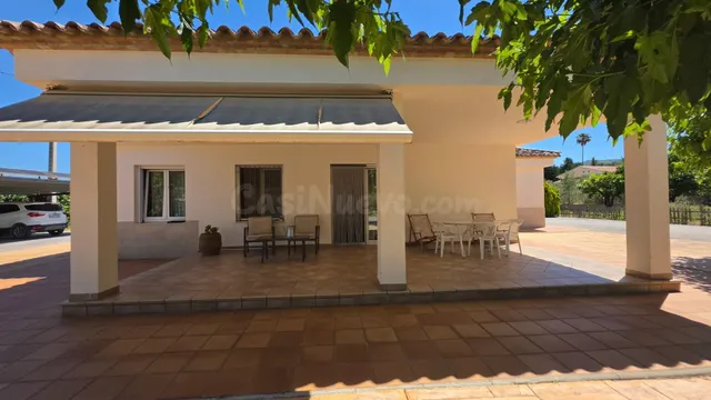 EXCELENTE CHALET A LA VENTA EN ONTINYENT - foto 2