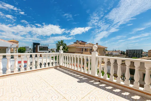 Villa 4 habitaciones 158m² en venta - Cabo Roig — 46