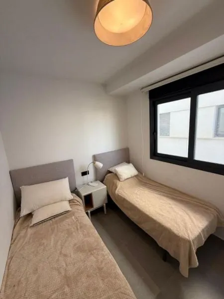 Villa 3 habitaciones 150m² en venta - Zona Pueblo — 17