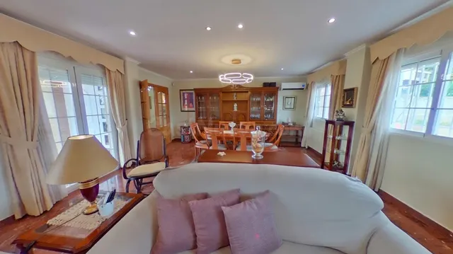Chalet independiente en CALICANTO, Avenida Río Túria: 6 habi - foto 5