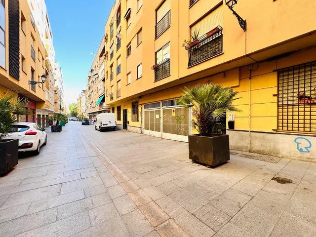 Plaza garaje en Calle Seminario — 10