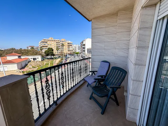 ¡Frente al mar y al puerto de Torrevieja, en pleno centro! — 33