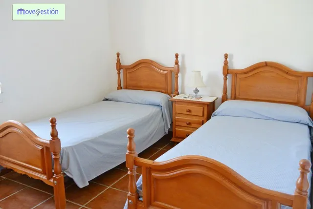 VENTA DE CASA CON TERRENO — 10