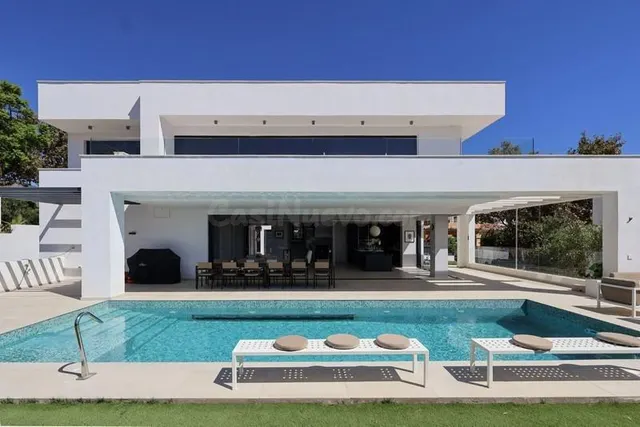 Villa - Chalet en venta en Benalmadena Costa