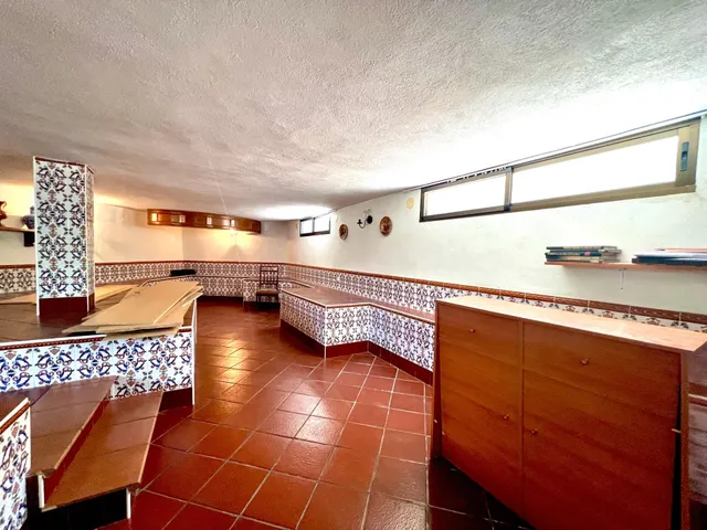 FANTÁSTICO CHALET EN OTURA — 47