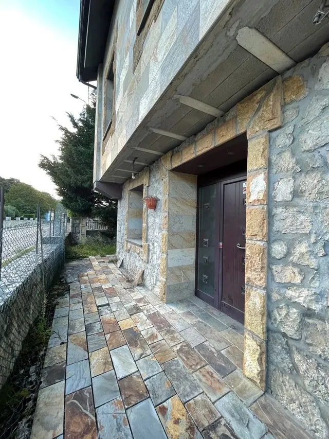CHALET UNIFAMILIAR EN ESCOBEDO DE CAMARGO EN PARCELA DE 1400 METROS. — 7