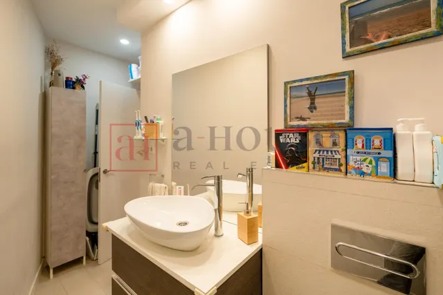 PISO PARA ENTRAR A VIVIR EN EL BARRIO DE TRAFALGAR — 13
