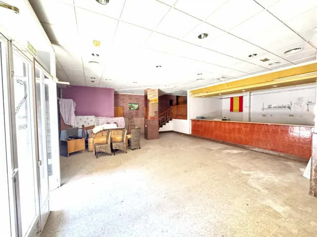 Se vende local comercial en el centro de Puente Tocinos. - foto 3