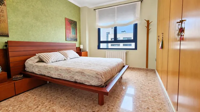 Ref- 08701 Salico presenta - AMPLIA VIVIENDA DE 4 habitaciones, 2 GARAJES Y TRASTERO EN ZONA SENSAL — 19