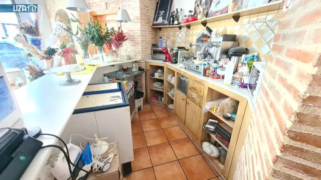 LOCAL EN EL CENTRO DE MUCHAMIEL — 7