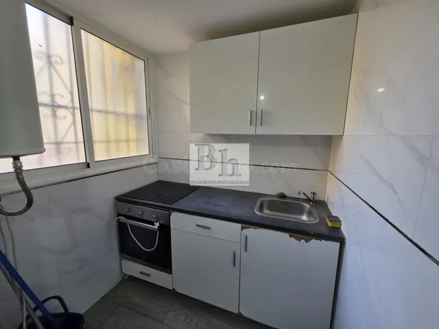 BLANHOGAR alquila bajo de 3 habitaciones en 25 años de Paz - foto 4