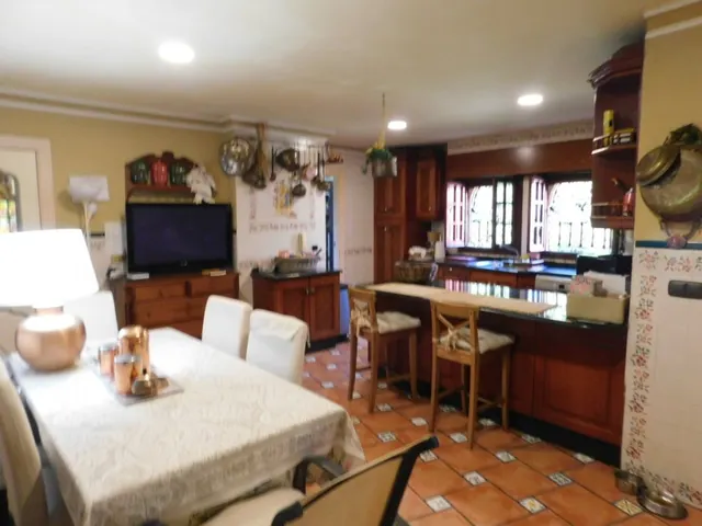 Venta - villa de lujo - Torrevieja - 6 dormitorios - 5 baños - 328 m2 - parcela 1066 m2 - piscina - garaje — 14