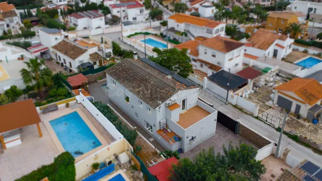Villa 4 habitaciones 216m² en venta - Cometa-Carrió - foto 4