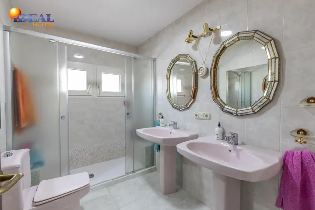 Vivienda Exclusiva en Urbanización Viñas del Rey – Otura — 32