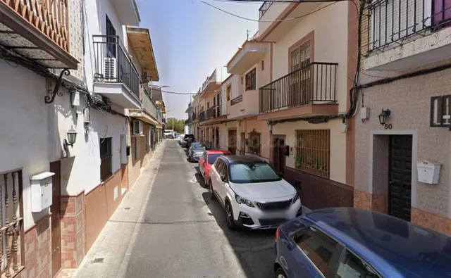 VENTA DE CASA EN SEVILLA (SEVILLA)