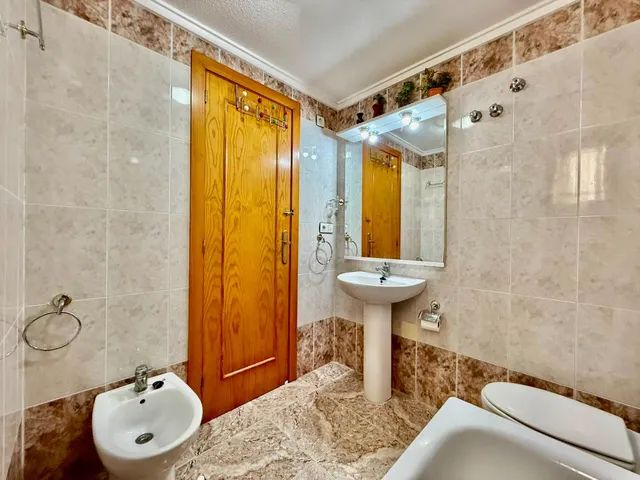2 dormitorios + garaje, a 200 metros playa de los Naufragos — 22