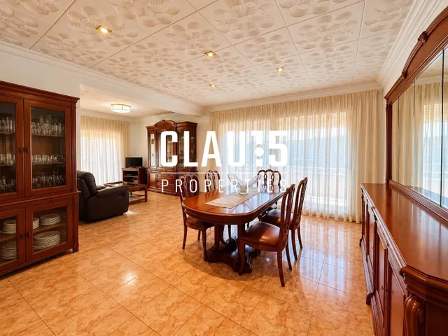 Exclusivo piso esquinero en venta a 10 min de la playa en Ca - foto 3