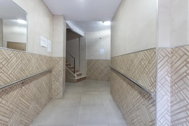 Piso luminoso de 3 dormitorios en la Antigua Ctra de Málaga - foto 5