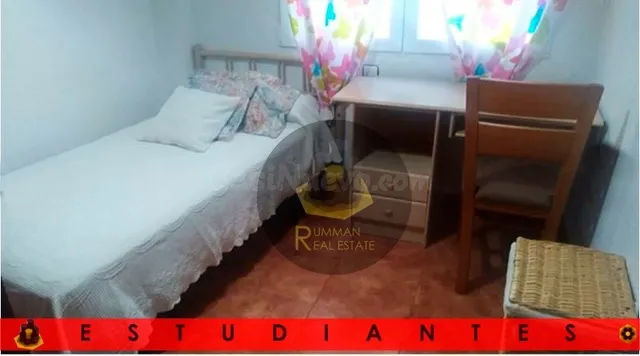EST/ Piso amueblado para ESTUDIANTES con CUATRO dormitorios  - foto 2