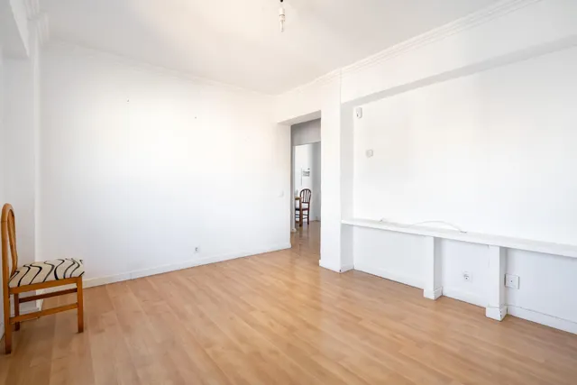 Piso en Venta en Ciudad Jardín, Almería - Oportunidad Única - foto 3
